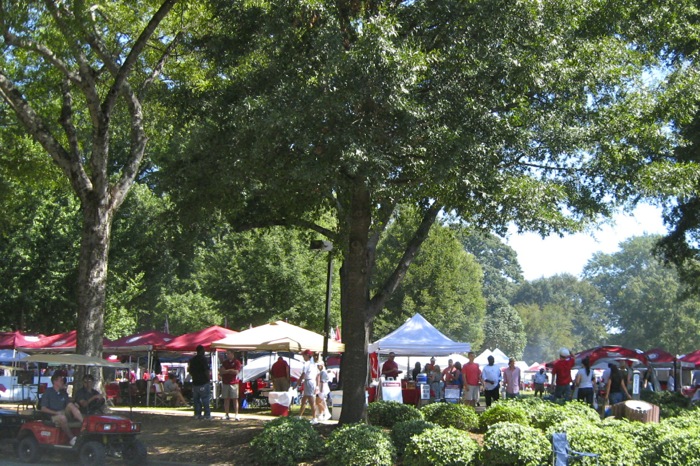 Tailgating On The Quad Alabama photo by Kathy Miller