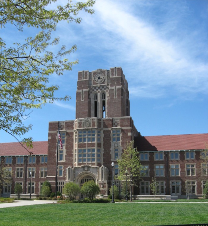 Ayres Hall University of Tennessee on The Hill photo by Kathy Miller