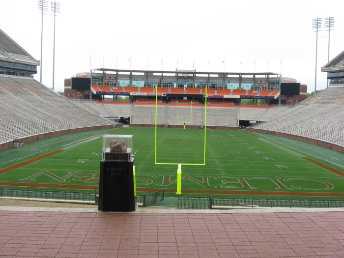 Death Valley, Clemson South Carolina, Howard's Rock photo by Kathy Miller