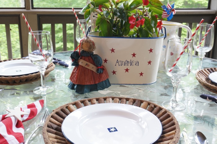 Table set for Memorial Day photo by Kathy Miller