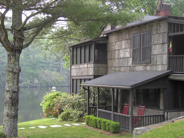 Cottage on the lake at High Hampton Inn photo by Kathy Miller