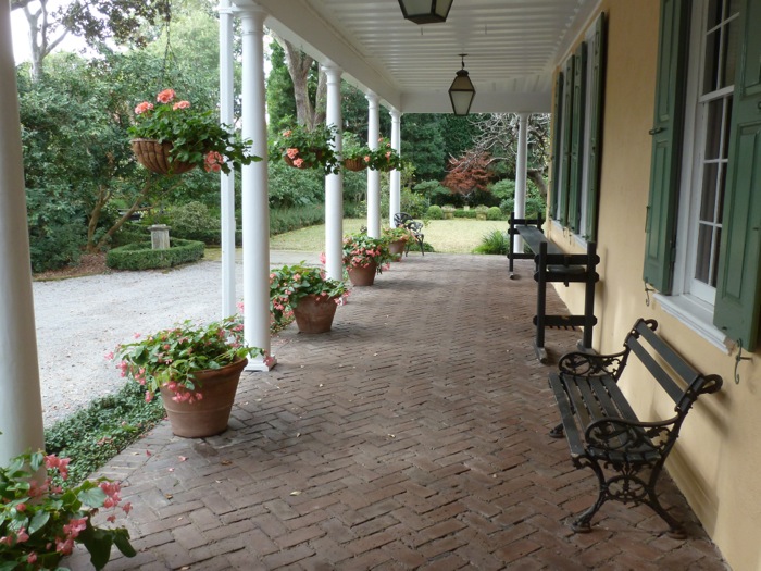 Inside the front door in Charleston's Thomas Rose House photo by Laura Huffman