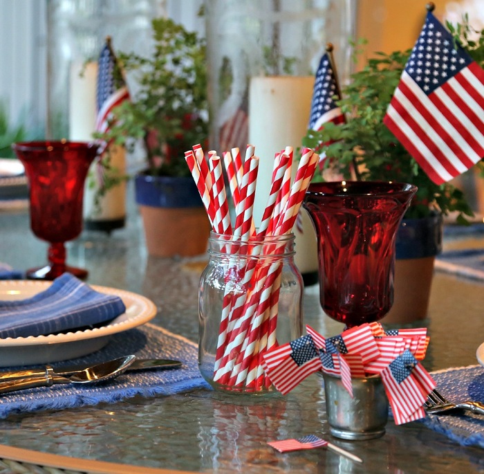 4th of July tables cape styled by Kathy Miller photo by Susan Scarborough