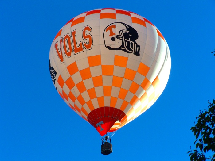 Tennessee Vol in the Great Mississippi Balloon Festival photo by James Johnston
