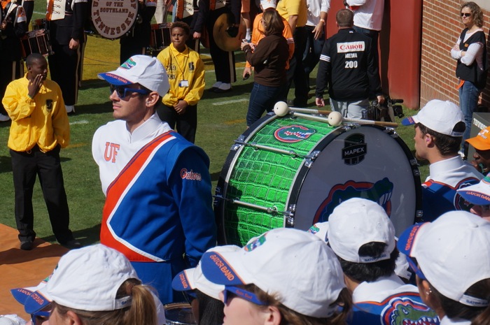 Gator Drummer watching UT drumline pregame warmup drill photo by Kathy Miller