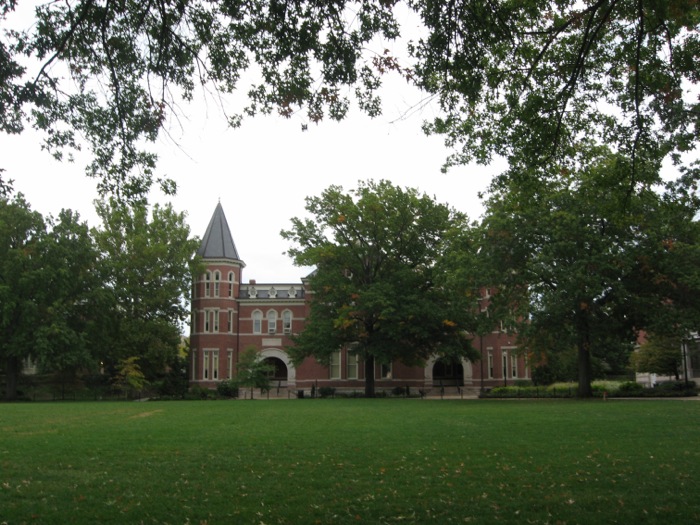 Building on campus of University of Missouri photo by Kathy Miller