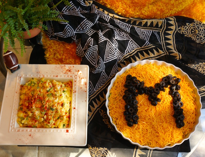 Lizzy's Cheese-Bean Dip with M for Missouri photo by Kathy Miller