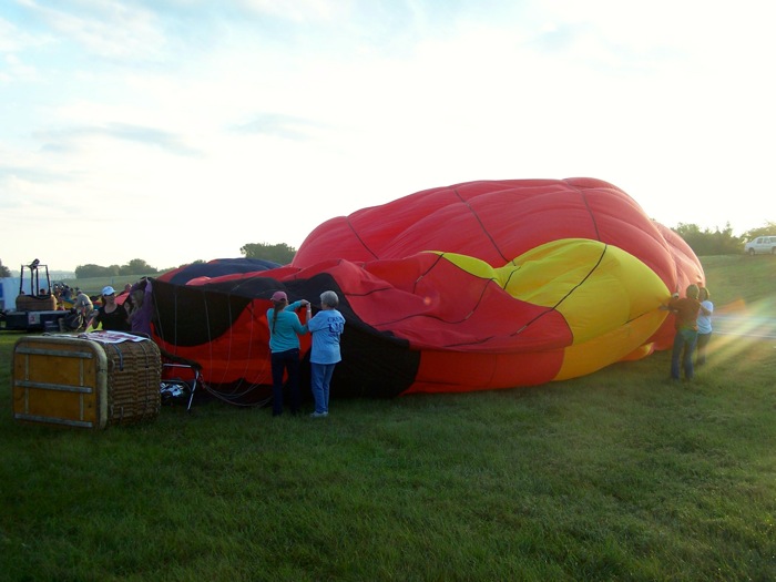 Balloon lowering photo by James Johnston