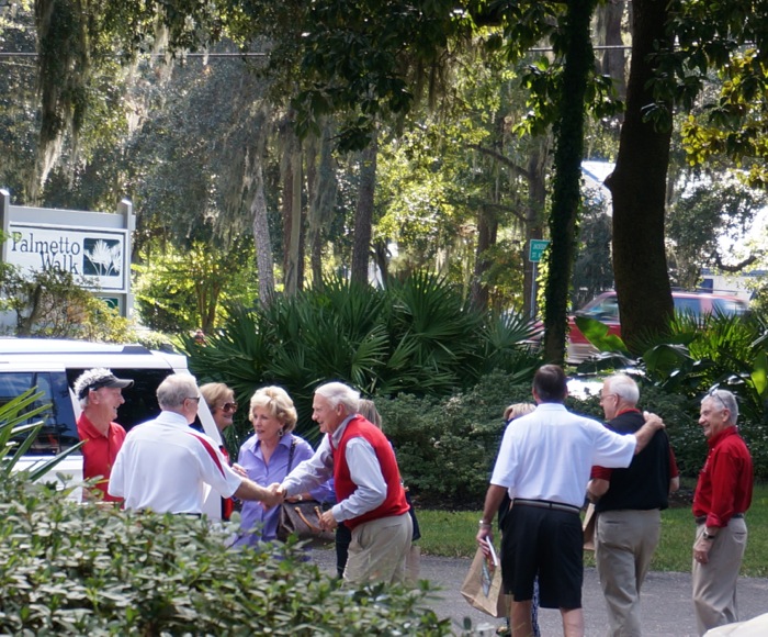 Georgia fans mingling at The Plantation shop photo by Kathy Miller
