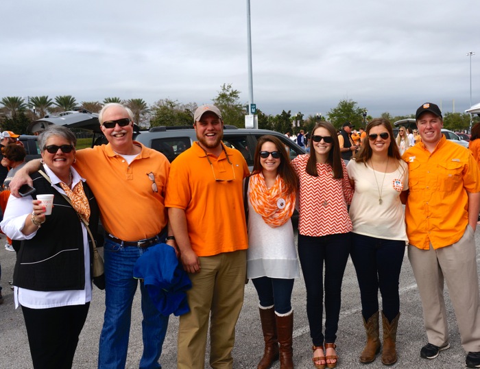 Joy McCabe, Steve Wilburn with Chris, Kellie, Heather, Sarah and Logan photo by Kathy Miller