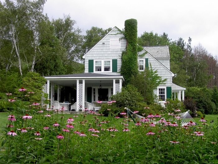 Vermont house on the Hollow photo by Kathy Miller