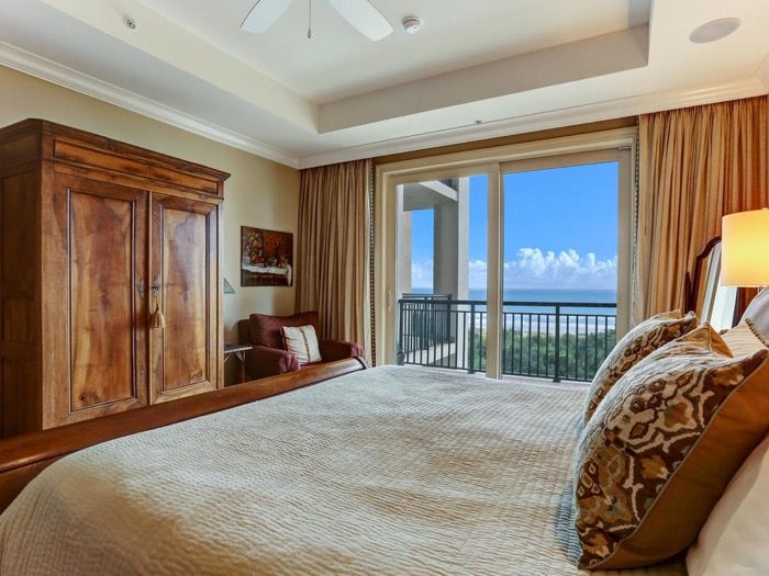 Master Bedroom Spyglass Villa