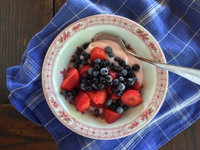 Maine blueberries for breakfast photo by Kathy Miller