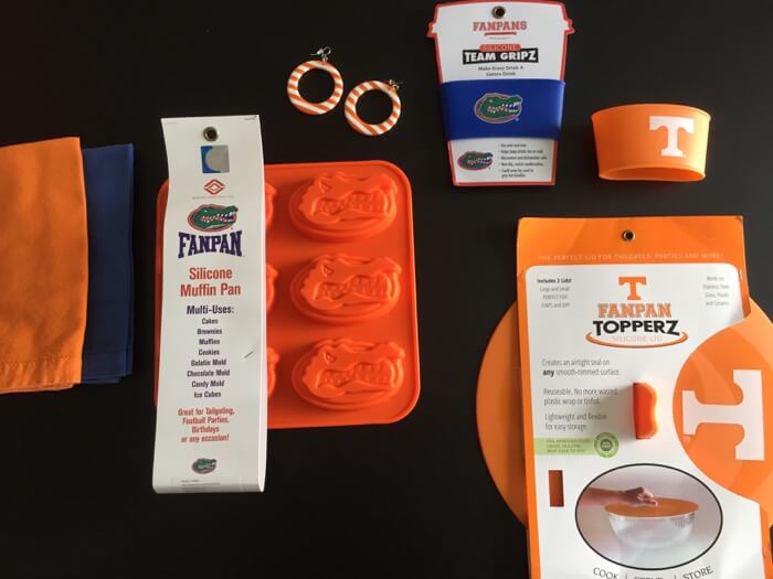 Florida silicone muffin Gator pan with Tennessee Fanpan TopperZ lid photo by Kathy Miller