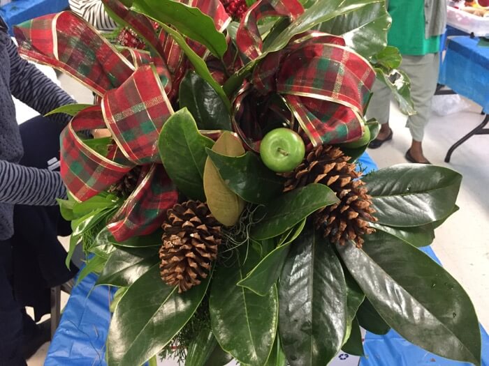 Fruit and pinecone mailbox decoration photo by Kathy Miller