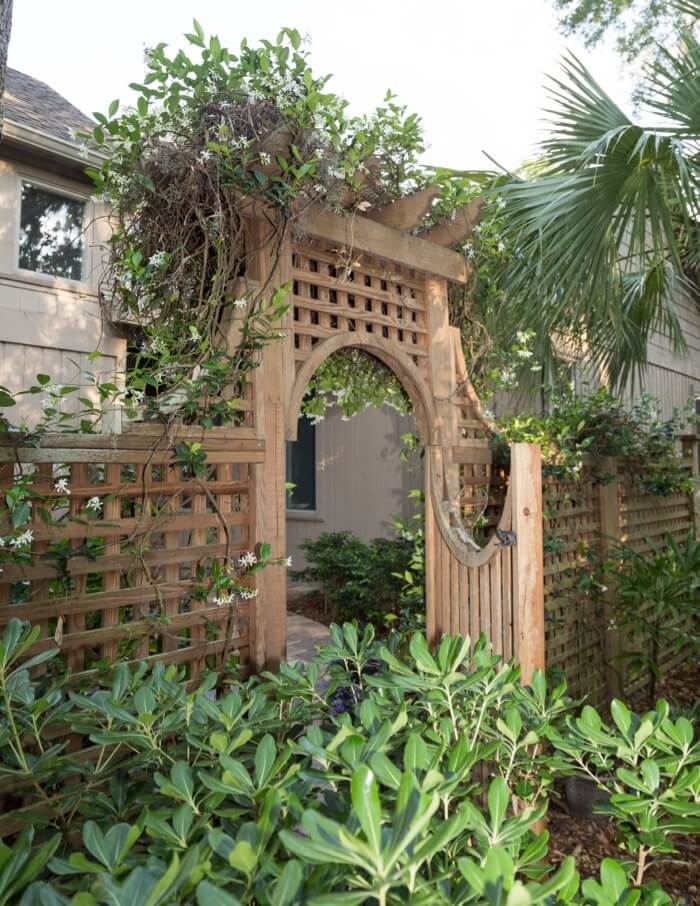 courtyard entrance photo by Susan Scarborough