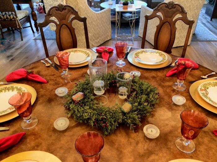 Christmas table setting photo by Kathy Miller