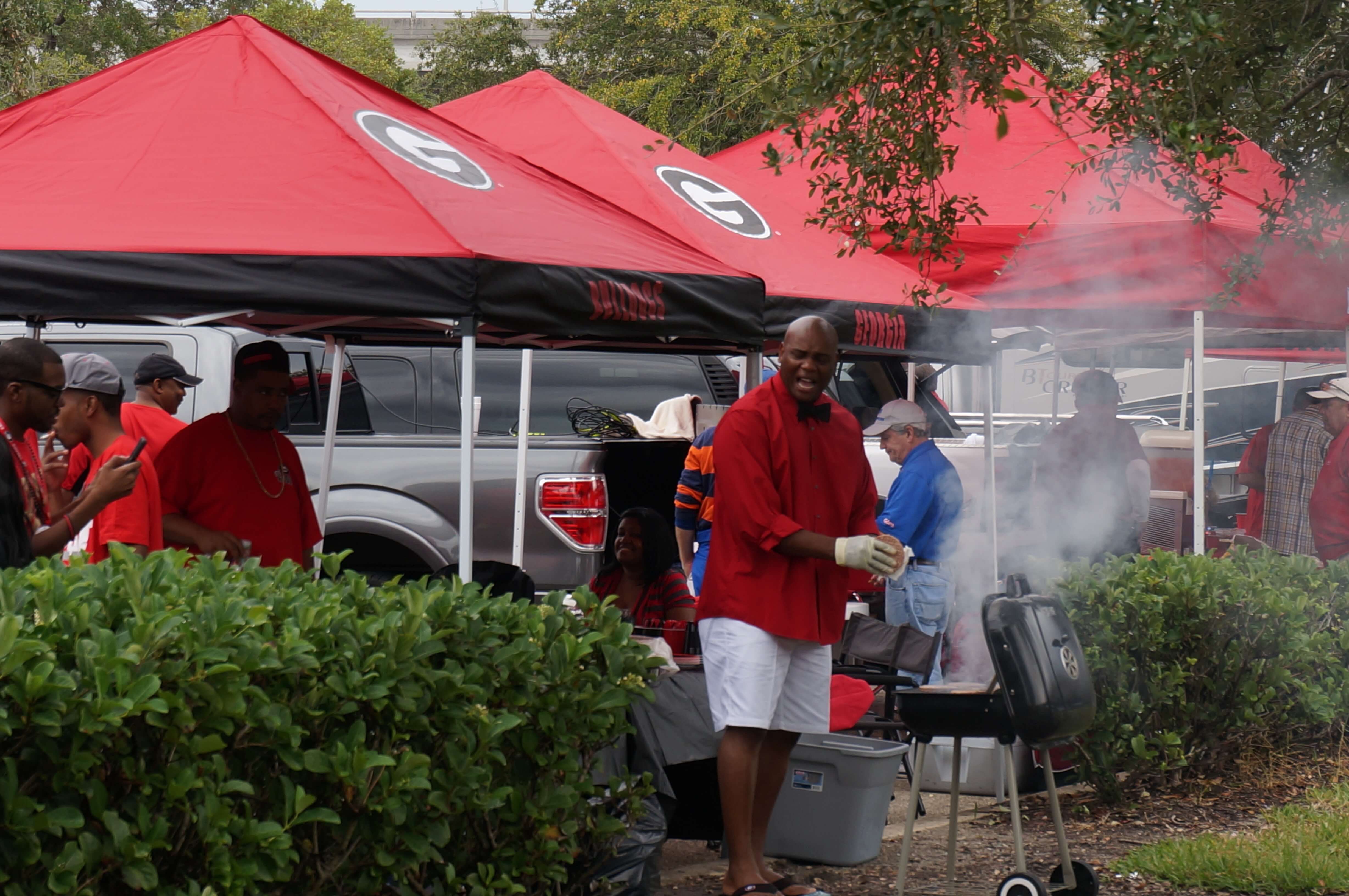 Georgia Tailgaters photo by Kathy Miller