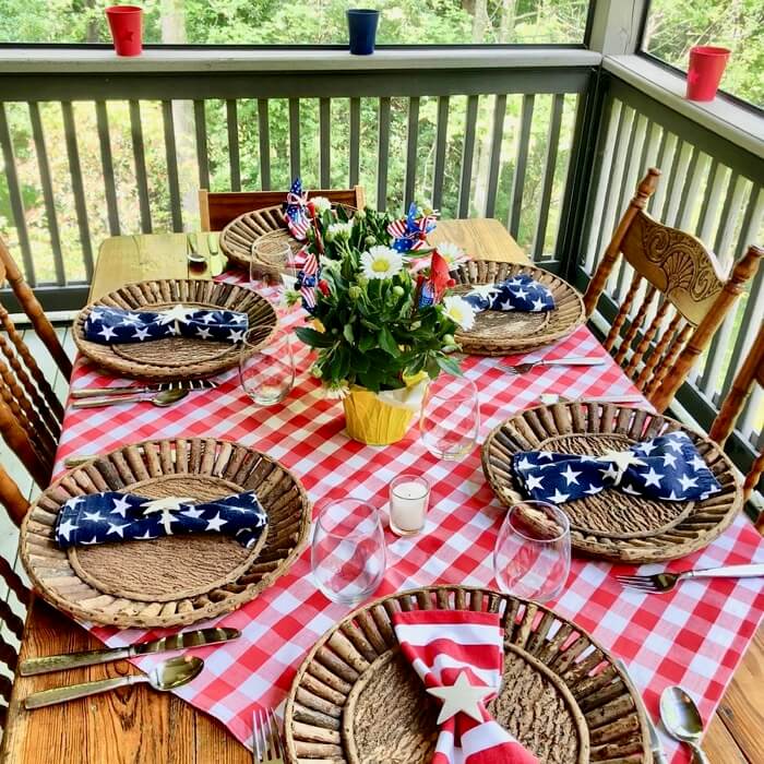Memorial Day table photo by Kathy Miller