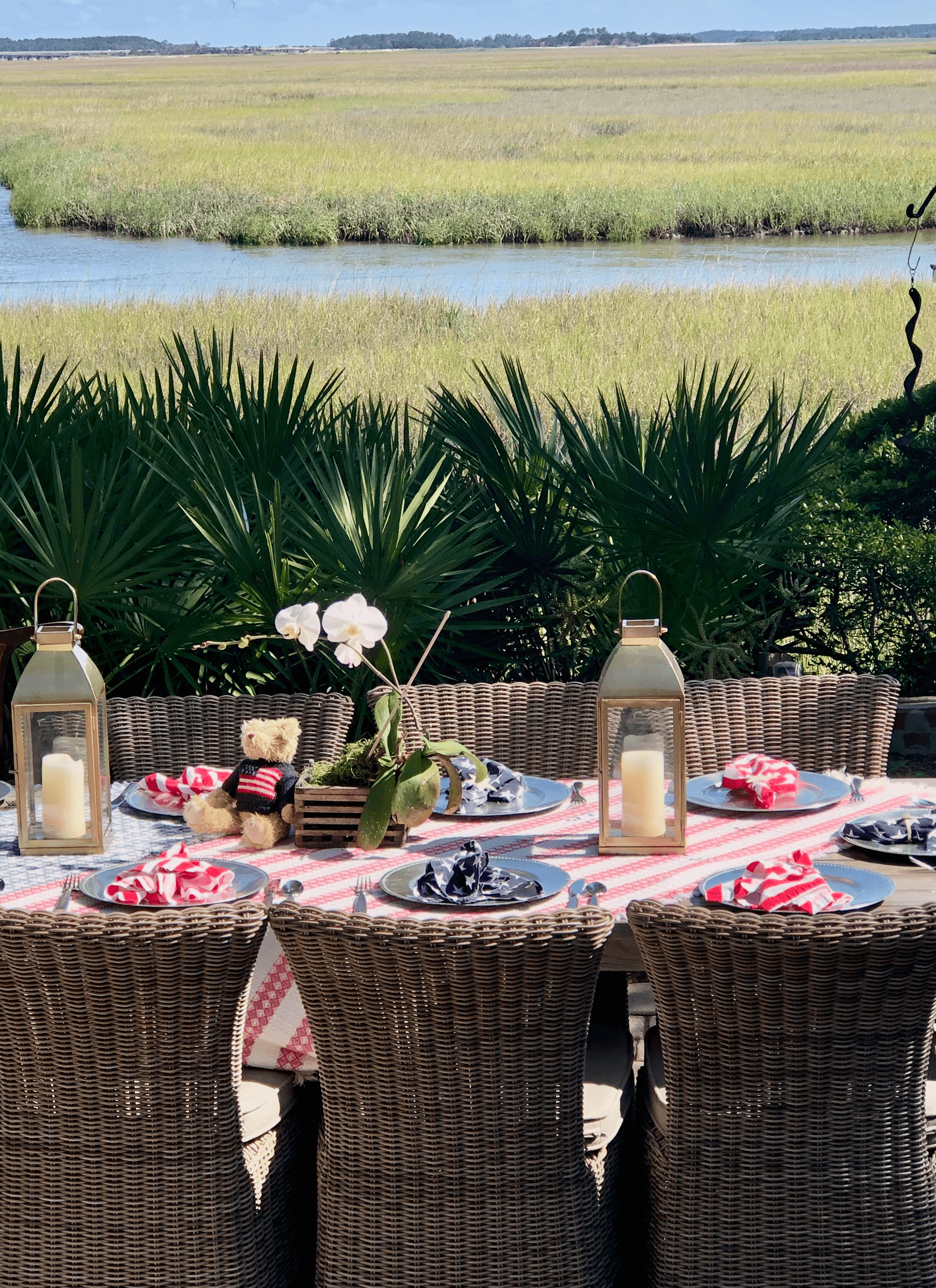 4th of July or Memorial Day Table photo by Kathy Miller