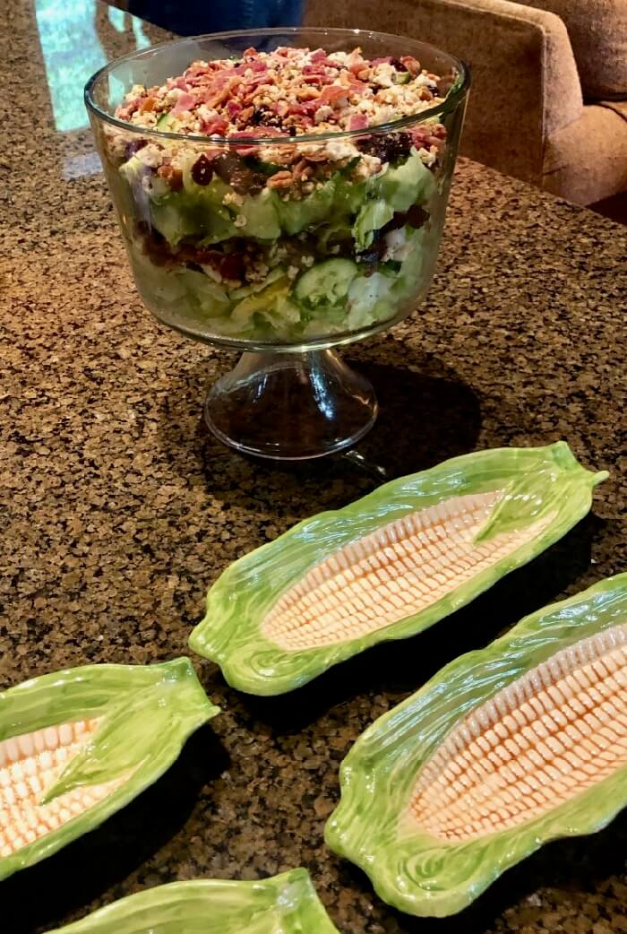 salad and corn holders